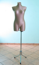 shop equipment mannequins hangers exposition shelves accessories Poland